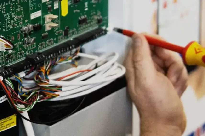 Необхідність обслуговування охоронних систем